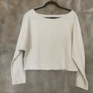 NWOT GAP off-white scoop neck cropped sweater